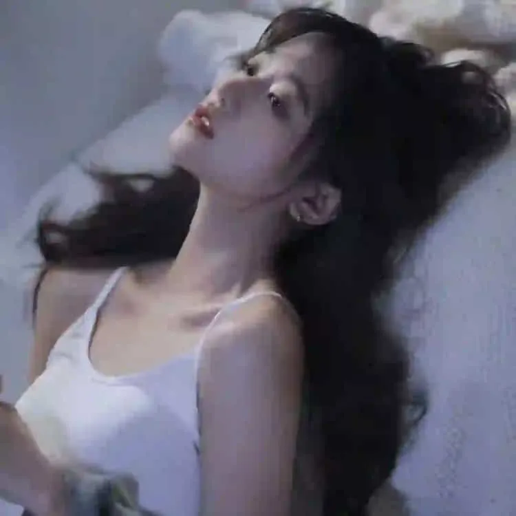 【女性成长】《东京女子图鉴》水川麻美：从小镇女孩到东京贵妇的二十年，残酷又真实的阶级攀爬史