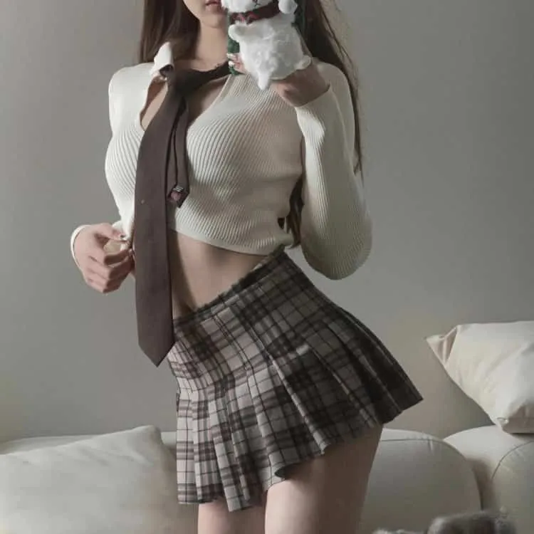 【高甜异能】《大力女子姜南顺》超清完整版：母女三代超能力，手撕毒贩又燃又爆笑